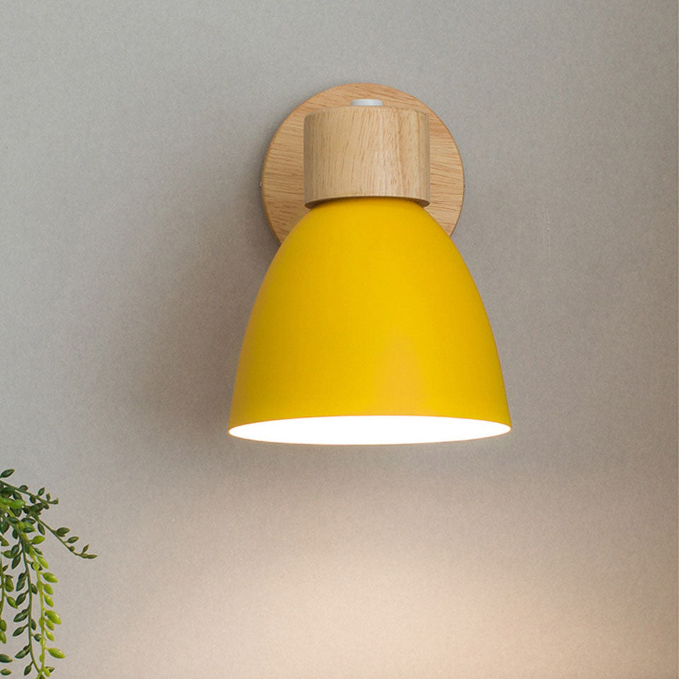 Applique Murale Cône Bois LED — Abat-Jour Conique