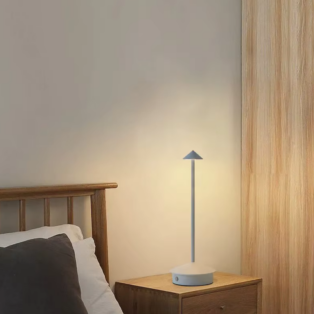 Lampe de Table LED Rechargeable Conique — Variateur Tactile