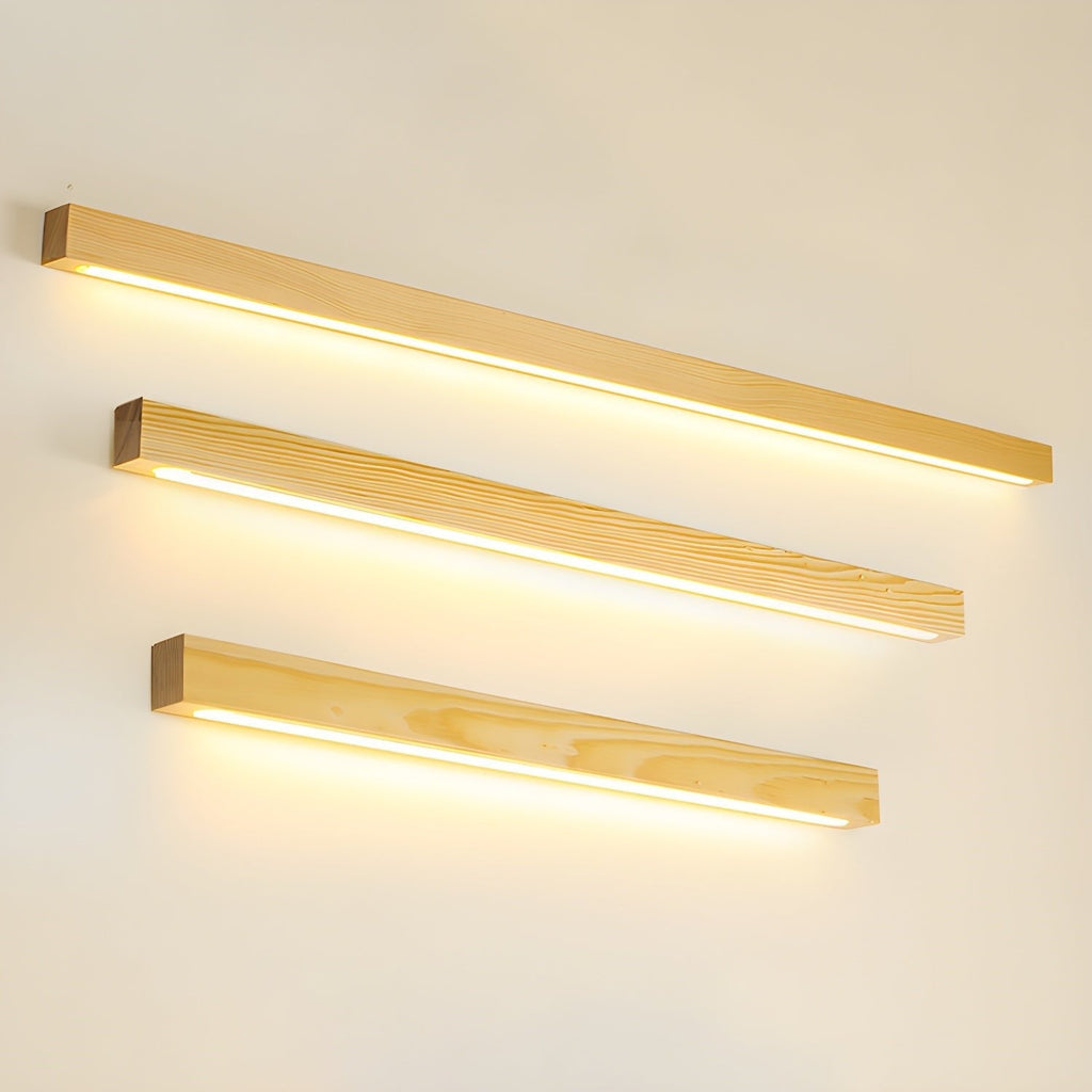 Applique Murale Bois Linéaire — Lumière Douce vers le Bas