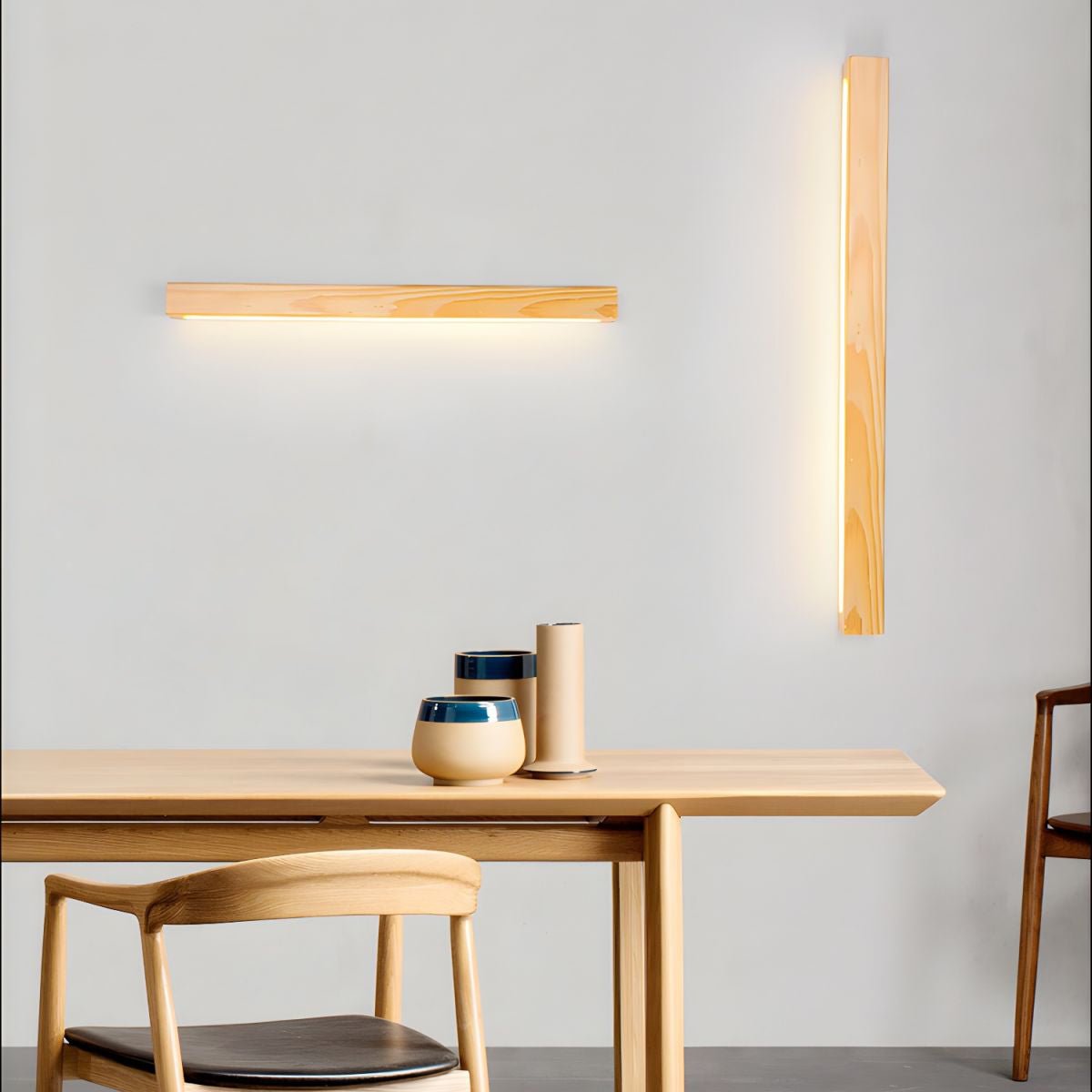 Applique Murale Bois Linéaire — Lumière Douce vers le Bas