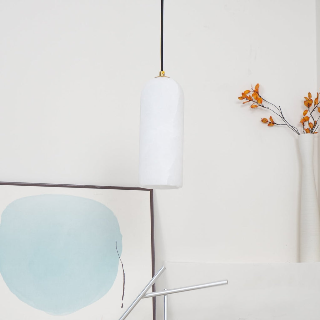 Suspension Cylindrique Albâtre — Design Naturel Épuré