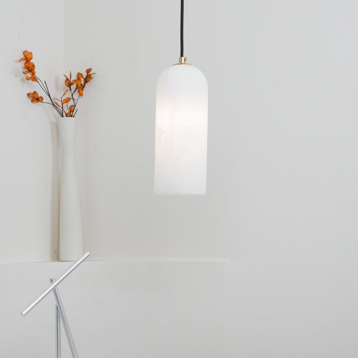 Suspension Cylindrique Albâtre — Design Naturel Épuré