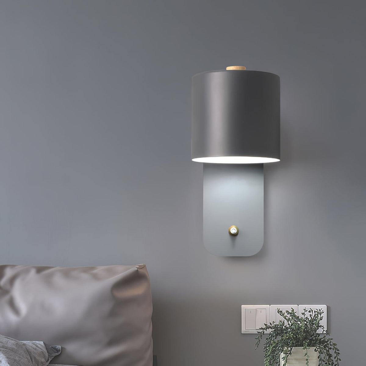 Applique Murale Orientable Métal — Spot Pivotant Design Minimaliste