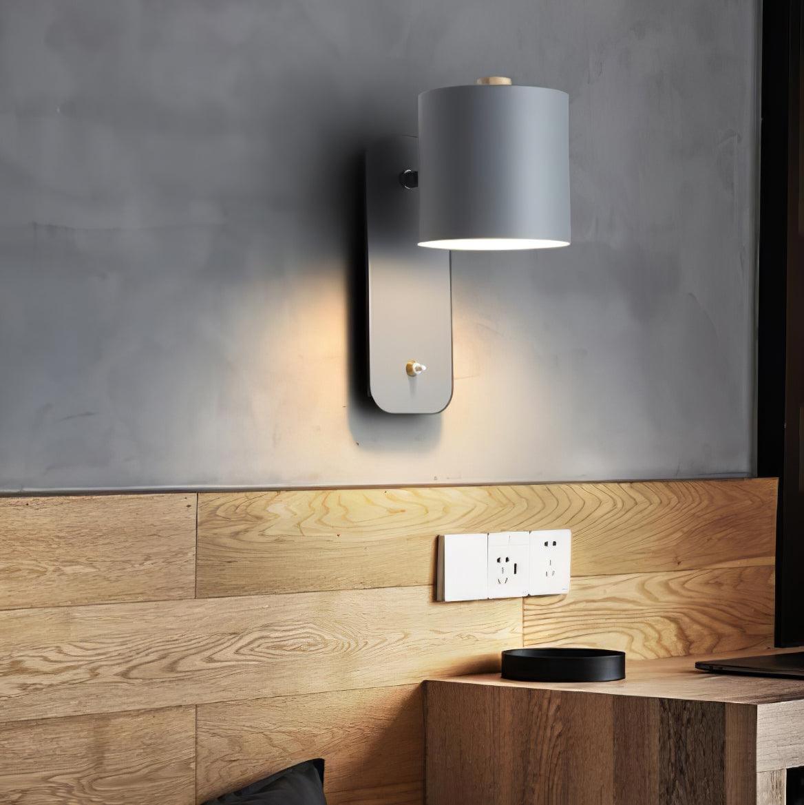Applique Murale Orientable Métal — Spot Pivotant Design Minimaliste