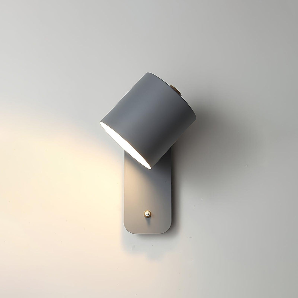 Applique Murale Orientable Métal — Spot Pivotant Design Minimaliste
