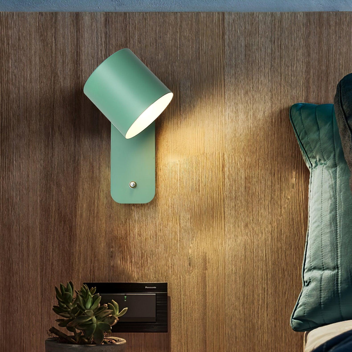 Applique Murale Orientable Métal — Spot Pivotant Design Minimaliste