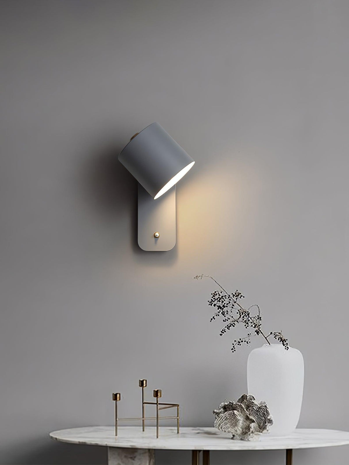 Applique Murale Orientable Métal — Spot Pivotant Design Minimaliste