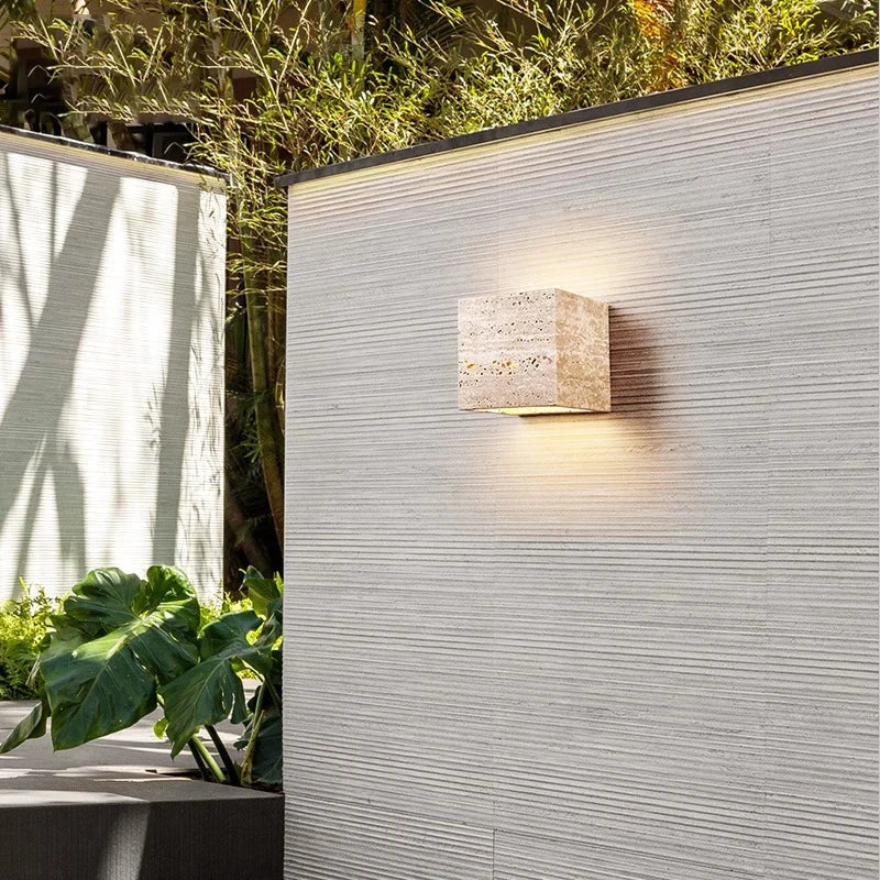 Applique Murale Travertin LED — Éclairage Extérieur Design
