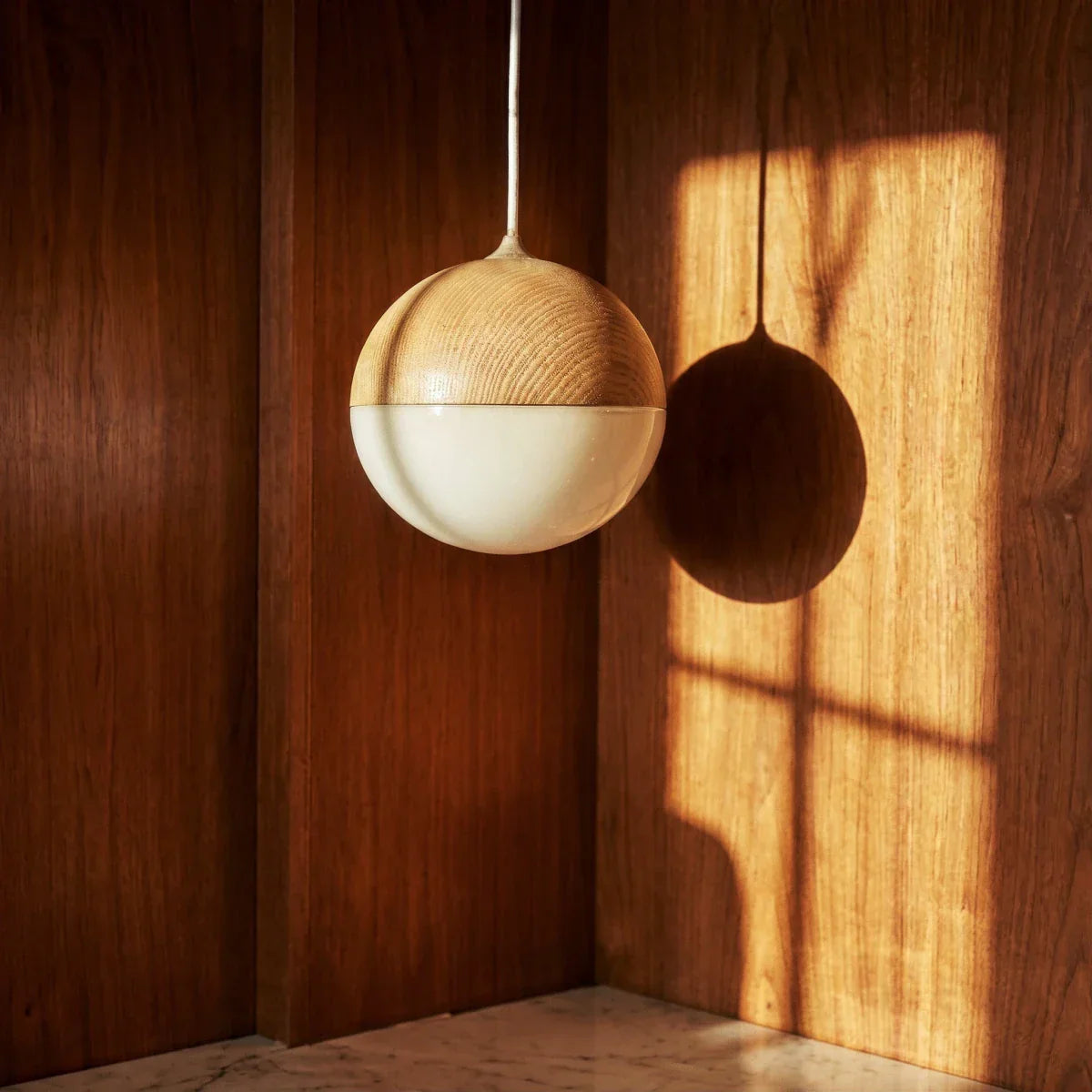 Suspension Fer et Verre — Design Contemporain Épuré