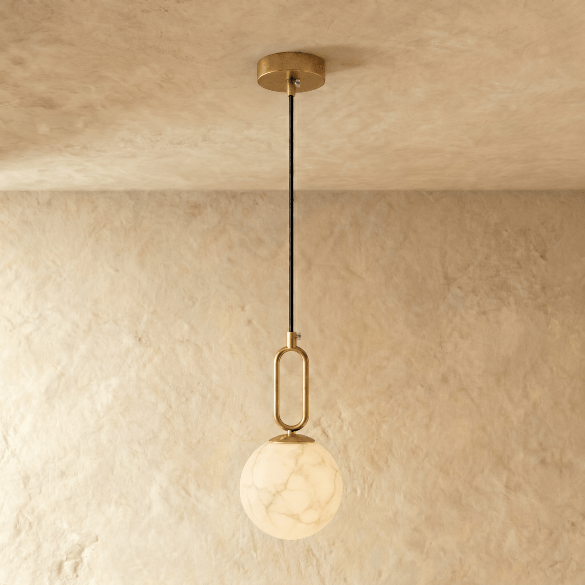 Suspension Gong Marbre Naturel — Lueur Chaude