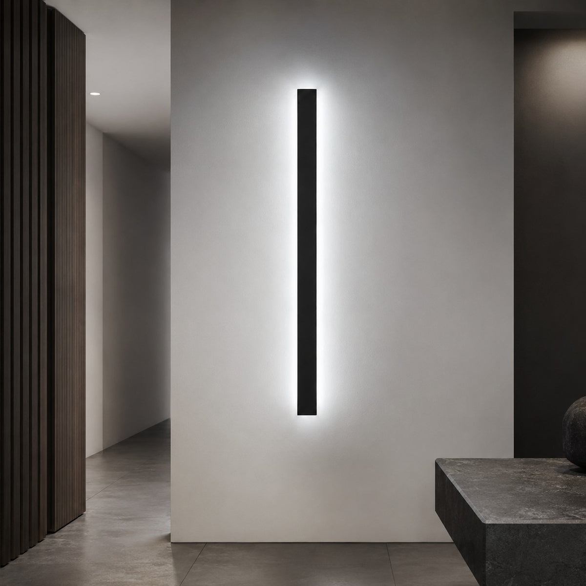 Lumiris applique murale LED extérieure design barre noire en métal et acrylique, éclairage façade moderne