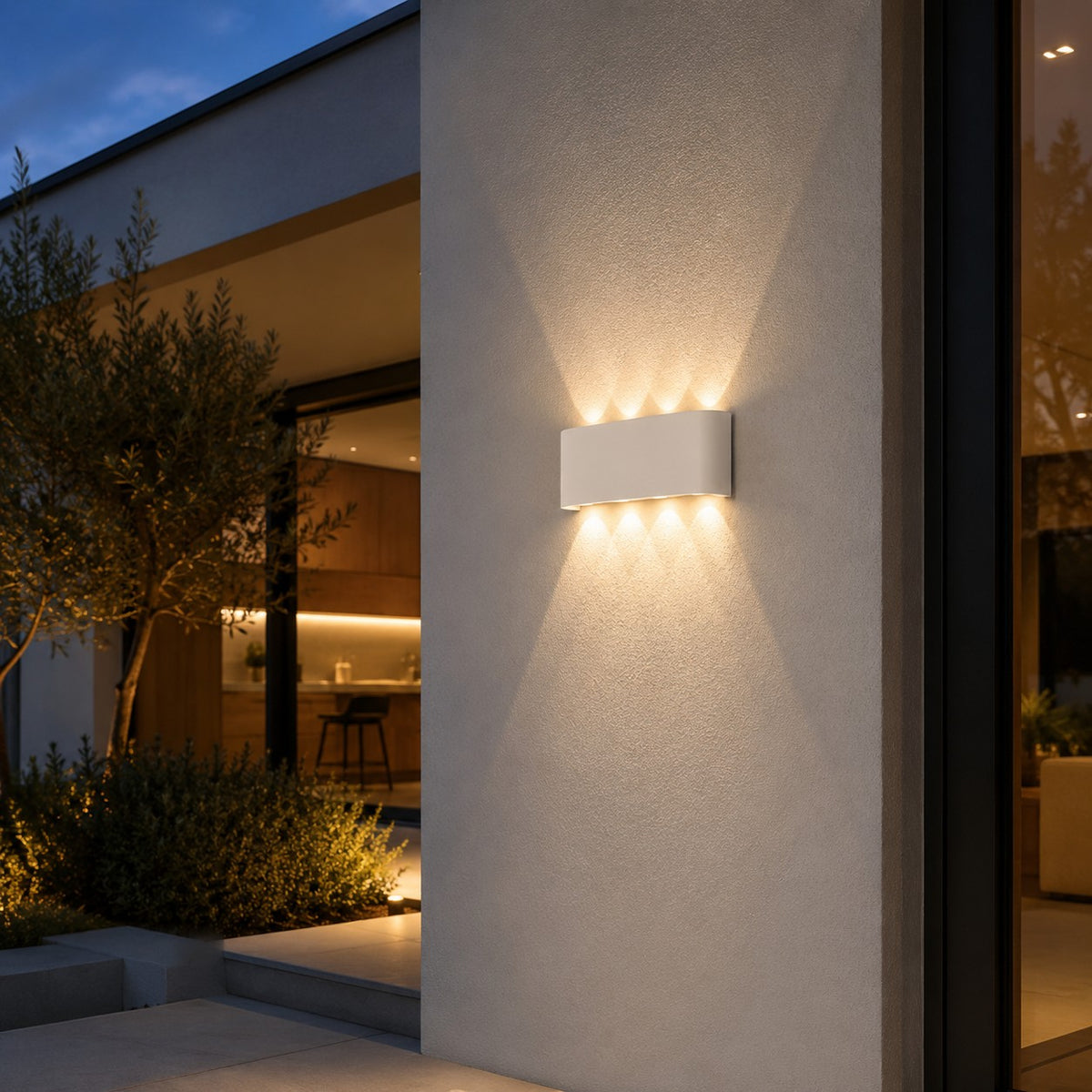 Lumiris applique murale LED blanche en aluminium, éclairage extérieur moderne, 2 faisceaux lumineux vers le haut et le bas.
