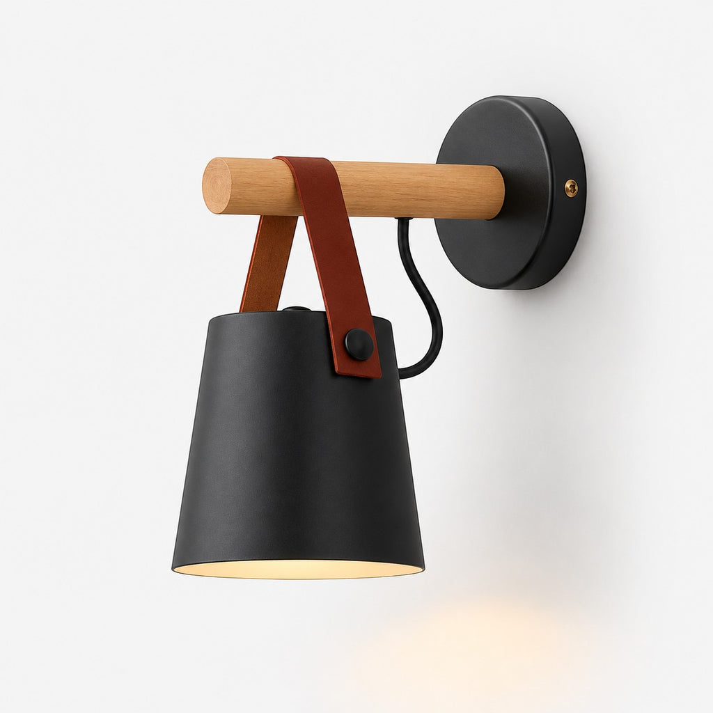 Applique murale Lumiris noire en métal et bois avec détail en cuir, design moderne suspendu.