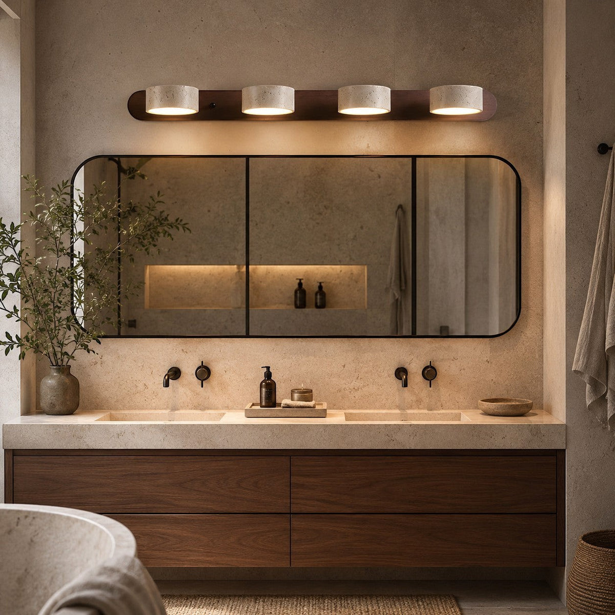 Lumiris applique murale en travertin et bois, éclairage intérieur minimaliste pour salle de bain.