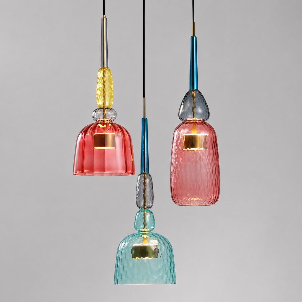 Lumiris : Suspension design en verre coloré, moderne, idéale pour salle à manger, salon ou chambre.